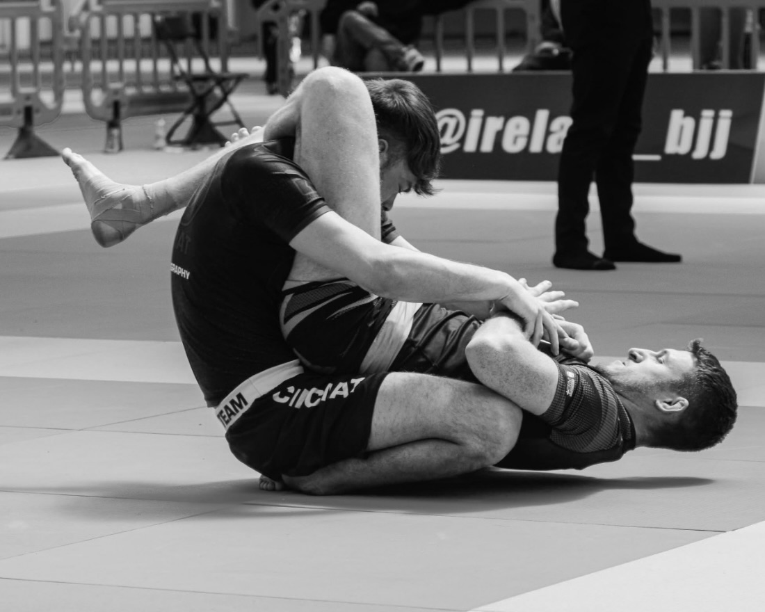 NoGi submission grappling session at Aontach, Cork